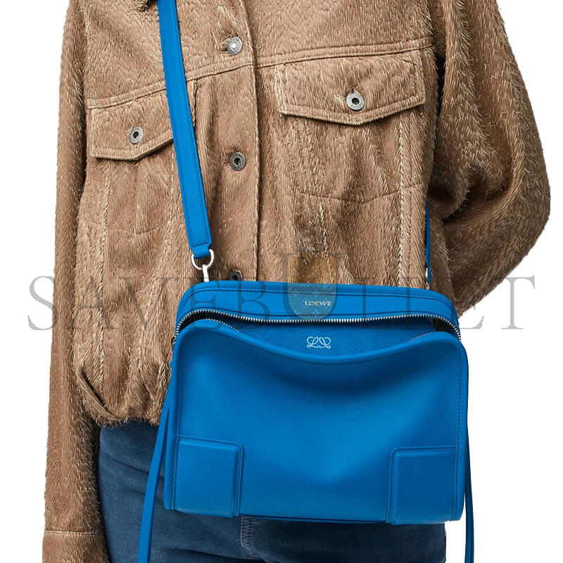 LOEWE SMALL AMAZONA 180 BAG IN SOFT CALFSKIN A039AS0X01 (24.5*18.5*10cm)